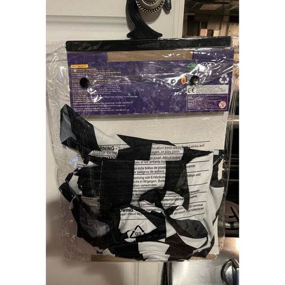 PRISONER BOY HALLOWEEN COSTUME CHILD - Picture 3 of 3